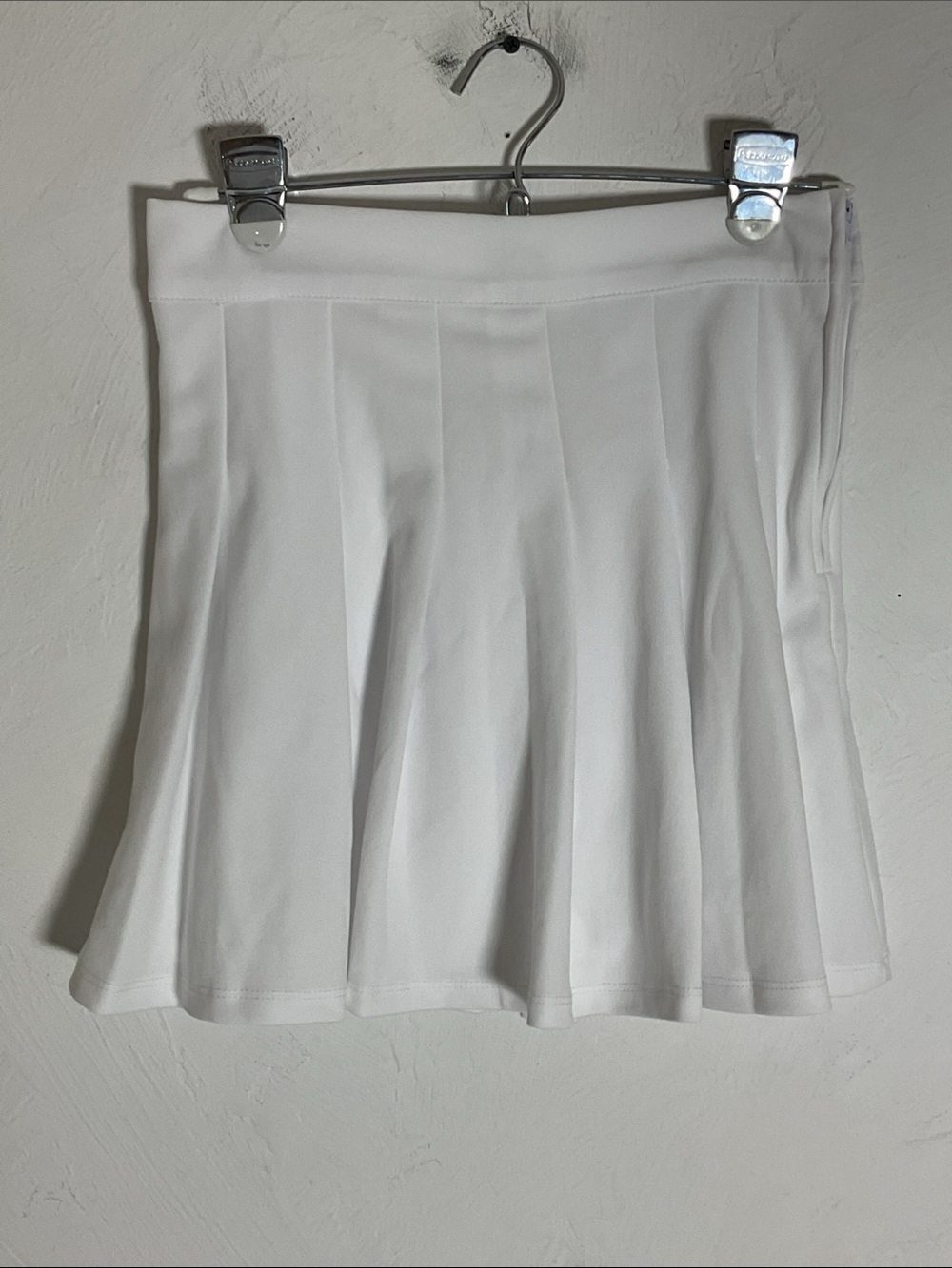 Francesca’s White Pleated Mini Skirt Size S Side Zip Lined Tenniscore NWT